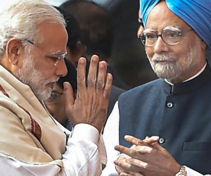 PM-Modi-With-EX-PM-Manmohan-Singh.png
